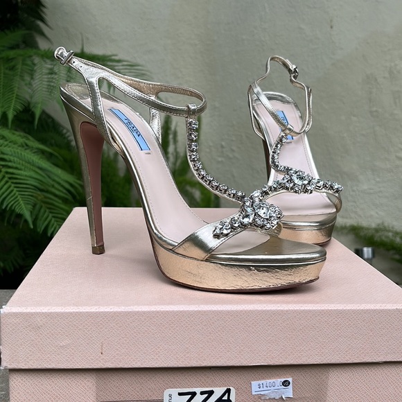 Prada gold kid leather and crystal shoes - Picture 7 of 9